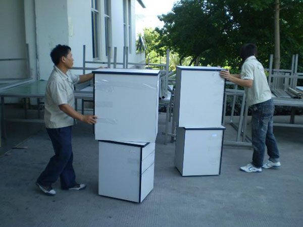 办公室柜子的搬运